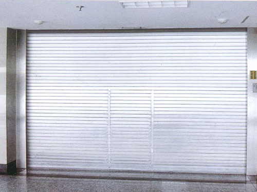 防火卷帘门一般在什么地方设置？